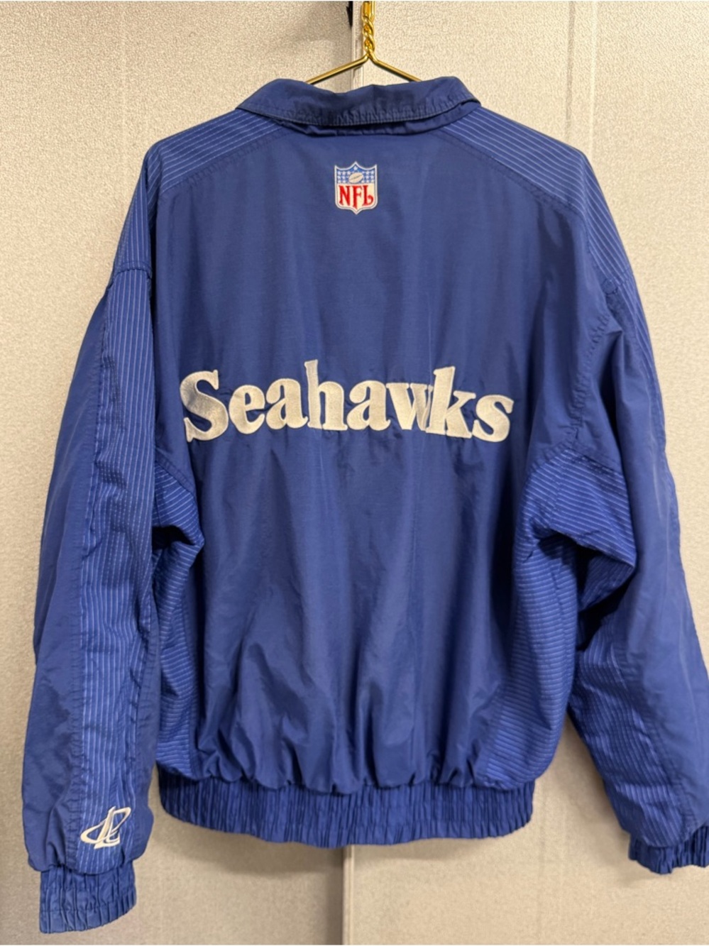 Seattle Seahawks Vintage Logo Athletic Jacket NFL Pro Line - Picture 2 of 9
